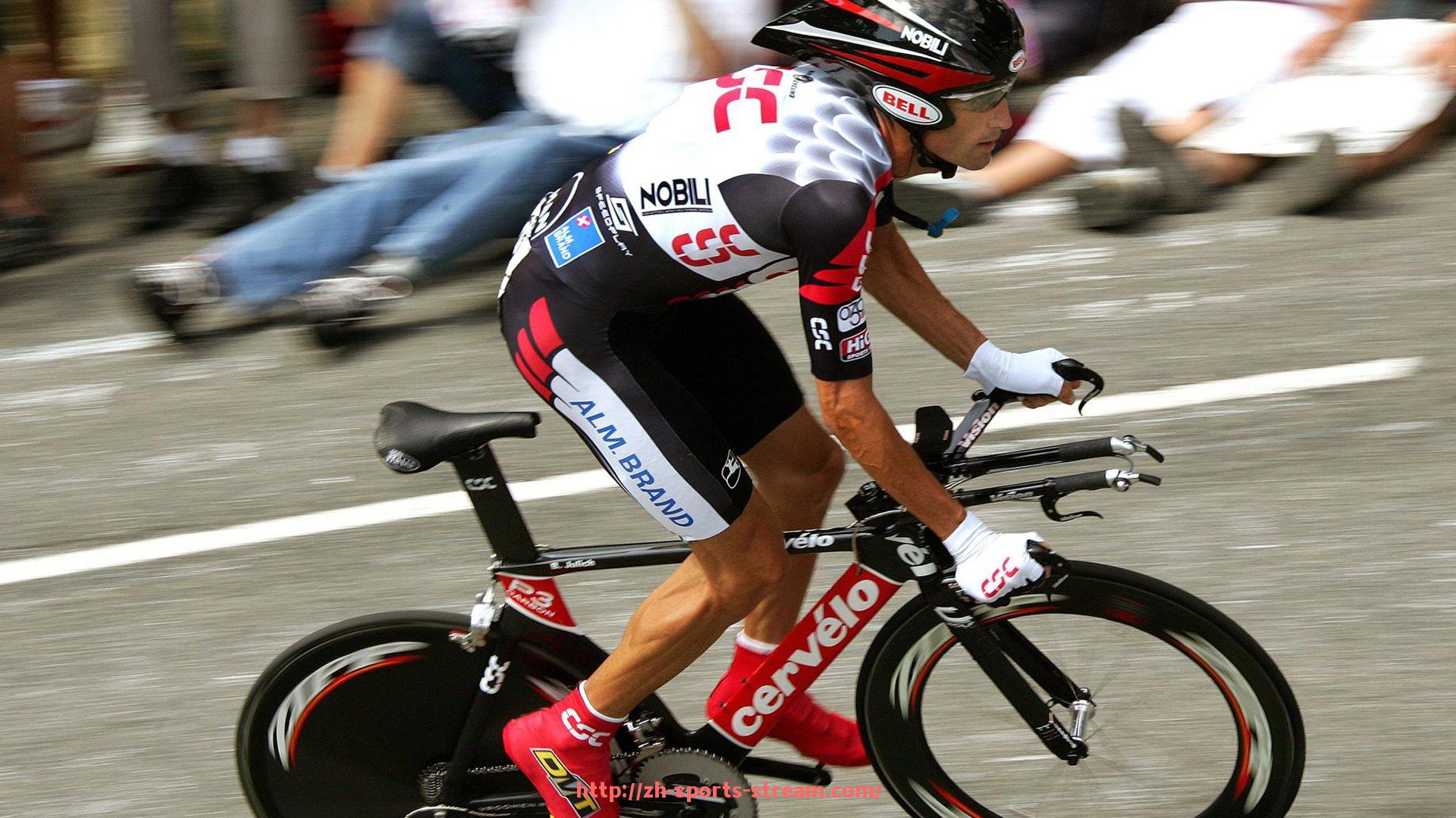 体育直播-世俱杯球衣品牌与全球设计师联合设计案例精编